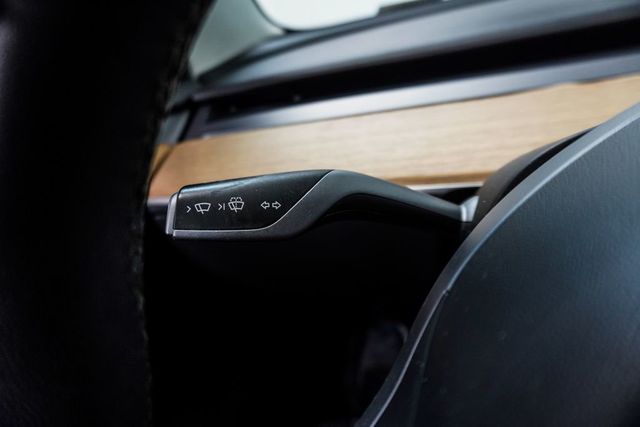 2022 Tesla Model 3 Long Range AWD - 23080523 - 16
