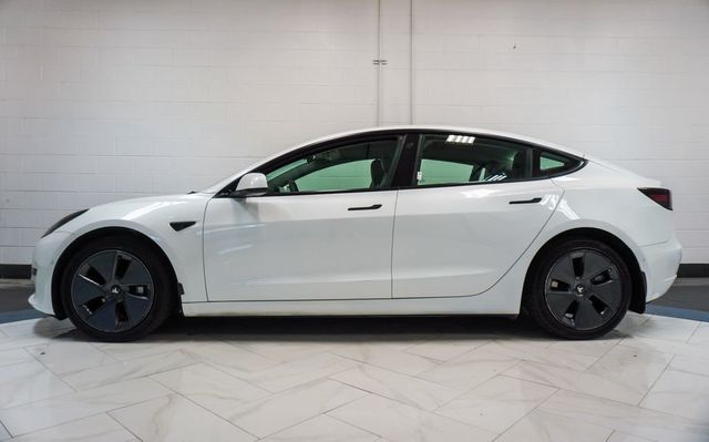2022 Tesla Model 3 Long Range AWD - 23080523 - 25