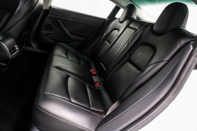 2022 Tesla Model 3 Long Range AWD - 23080523 - 7
