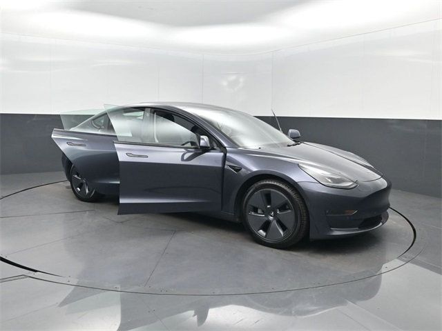 2022 Tesla Model 3 Long Range AWD - 22954854 - 35