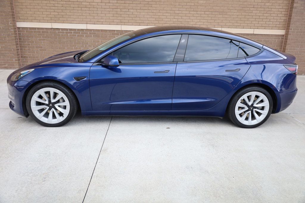 2022 Tesla Model 3 Long Range photo 3