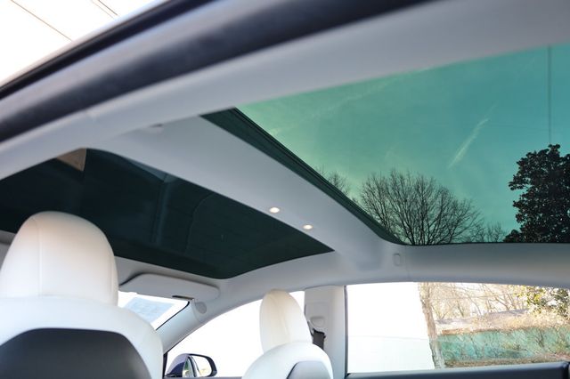 2022 Tesla Model 3 Long Range AWD - 22969268 - 18