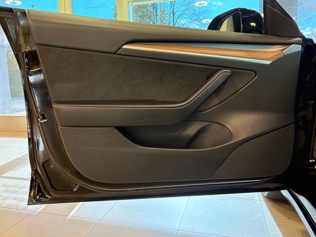 2022 Tesla Model 3 Long Range AWD - 22941445 - 19