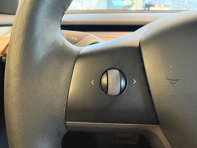 2022 Tesla Model 3 Long Range AWD - 22941445 - 24