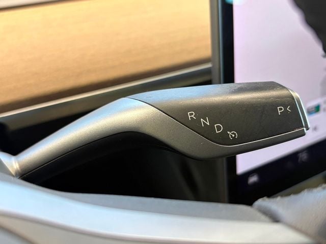 2022 Tesla Model 3 Long Range AWD - 22941445 - 28