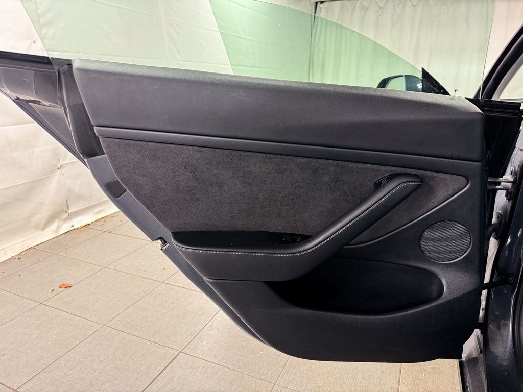 2022 Tesla Model 3 Long Range AWD - 22946789 - 16