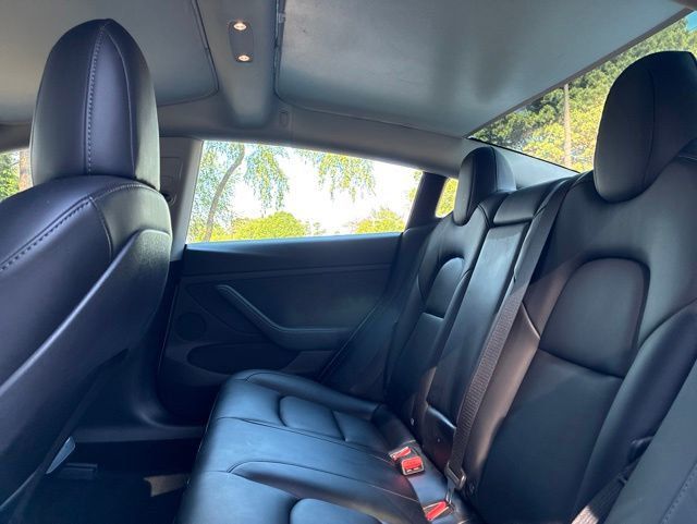 2022 Tesla Model 3 Long Range AWD - 23023078 - 17