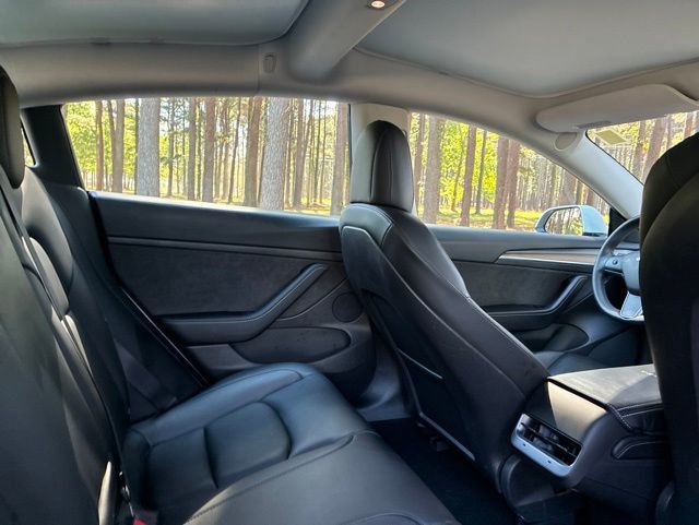 2022 Tesla Model 3 Long Range AWD - 23023078 - 19