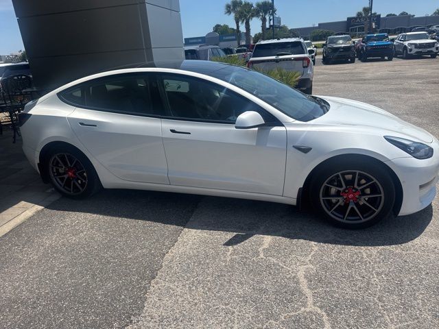 2022 Tesla Model 3 Long Range AWD - 23023078 - 3