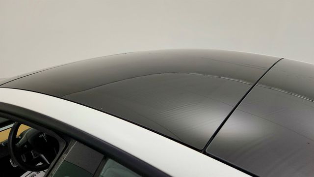 2022 Tesla Model 3 Long Range AWD *Ltd Avail* w/ 19'' Wheels & Acceleration Boost - 23023654 - 9