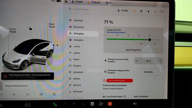 2022 Tesla Model 3 Long Range AWD *Ltd Avail* w/ 19'' Wheels & Acceleration Boost - 23023654 - 17