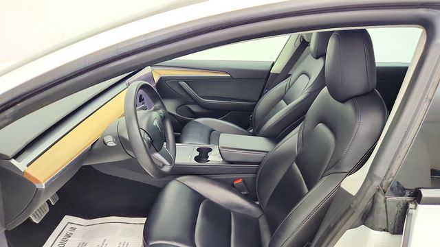 2022 Tesla Model 3 Long Range AWD *Ltd Avail* w/ 19'' Wheels & Acceleration Boost - 23023654 - 23