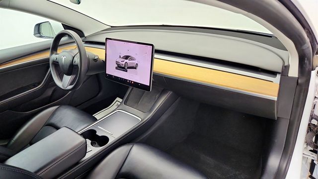 2022 Tesla Model 3 Long Range AWD *Ltd Avail* w/ 19'' Wheels & Acceleration Boost - 23023654 - 28