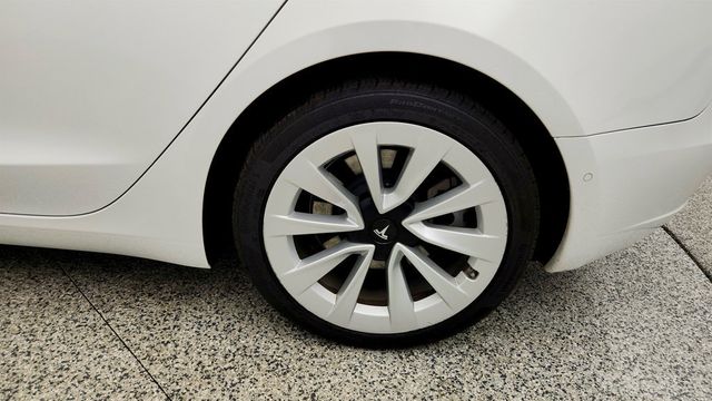 2022 Tesla Model 3 Long Range AWD *Ltd Avail* w/ 19'' Wheels & Acceleration Boost - 23023654 - 8