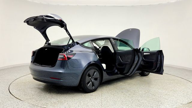 2022 Tesla Model 3 Long Range AWD *Ltd Avail* w/ Full Self-Driving, B&W Premium Int - 22968663 - 10