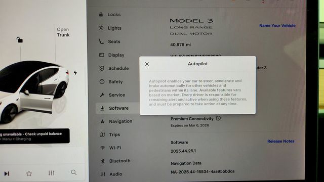 2022 Tesla Model 3 Long Range AWD *Ltd Avail* with Acceleration Boost - 22984997 - 13