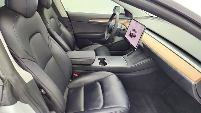 2022 Tesla Model 3 Long Range AWD *Ltd Avail* with Acceleration Boost - 22984997 - 26