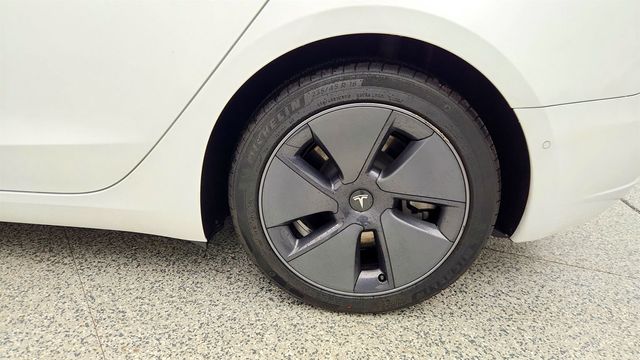 2022 Tesla Model 3 Long Range AWD *Ltd Avail* with Acceleration Boost - 22984997 - 8