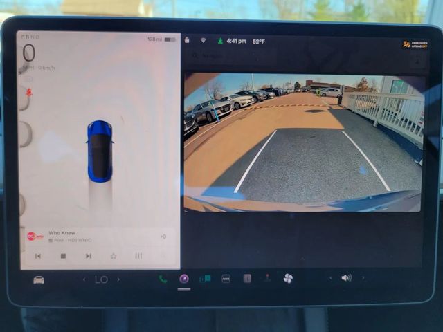 2022 Tesla Model 3 Long Range Sedan 4D - 23018907 - 11