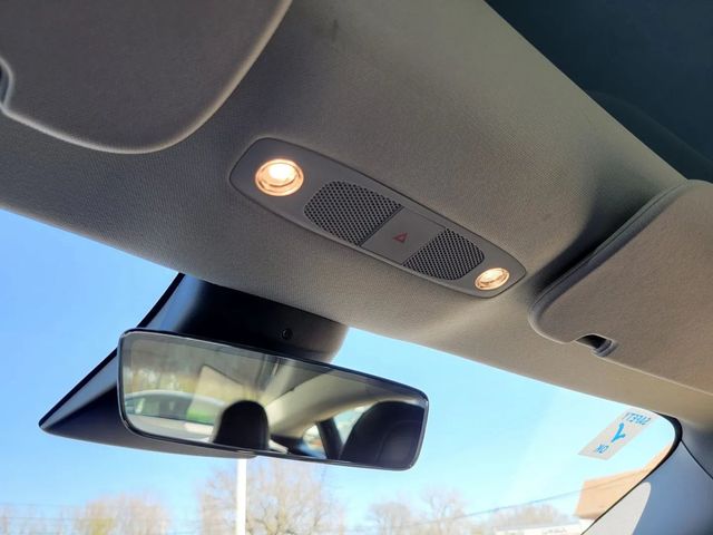 2022 Tesla Model 3 Long Range Sedan 4D - 23018907 - 21