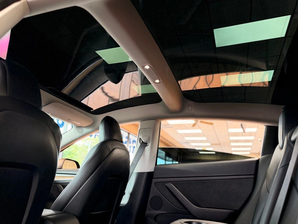 2022 Tesla Model 3 Performance AWD - 23038194 - 16