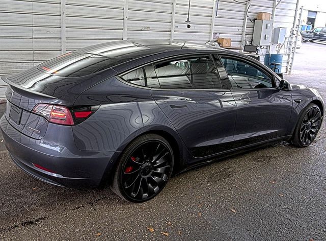 2022 Tesla Model 3 Performance AWD - 23040036 - 1