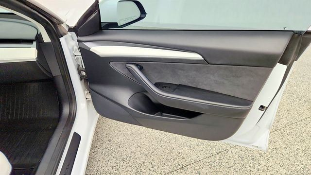 2022 Tesla Model 3 Performance AWD - 23080918 - 28