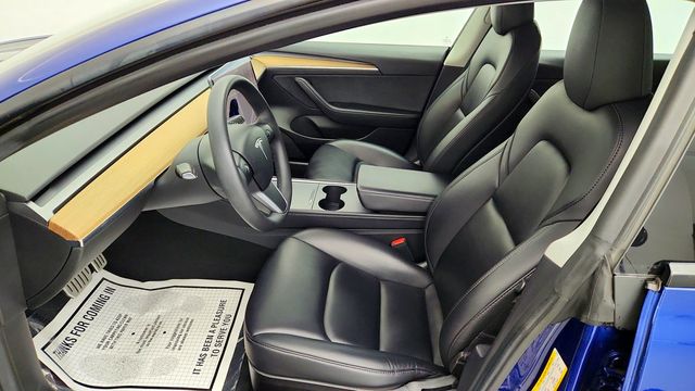 2022 Tesla Model 3 Performance AWD w/ Dual Motors & Premium Interior - 23098934 - 23