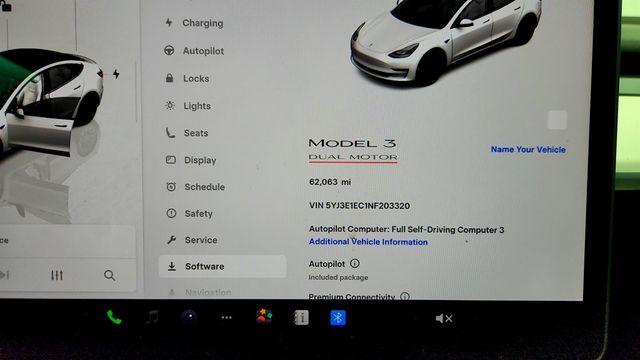 2022 Tesla Model 3 Performance AWD w/ White & Black Premium Interior - 23010742 - 13