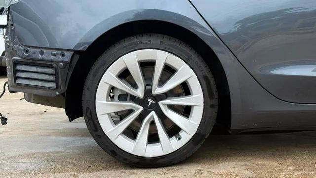 2022 Tesla Model 3 RWD - 23065028 - 36