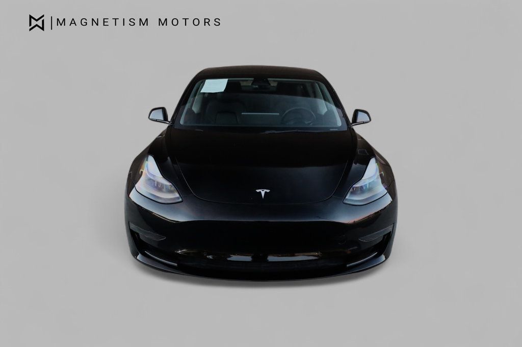 2022 Tesla Model 3 photo 3