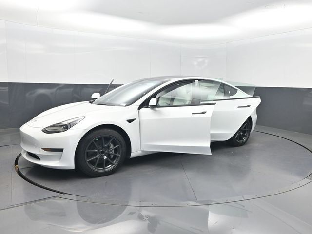 2022 Tesla Model 3 RWD - 23057584 - 34