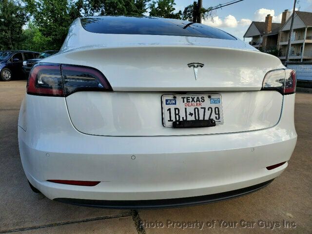 2022 Tesla Model 3 photo 10