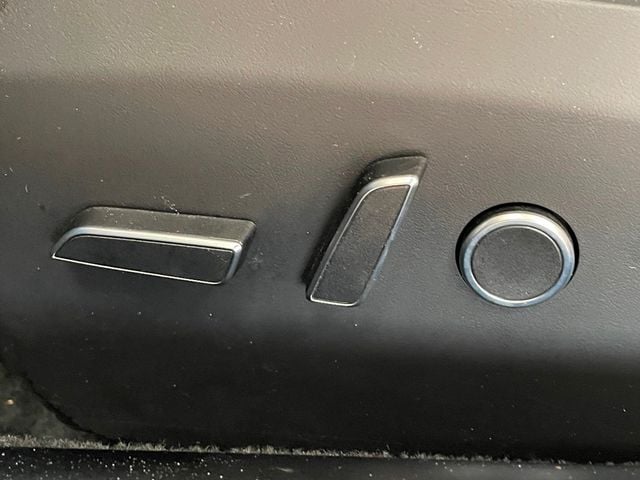 2022 Tesla Model S AWD - 22949789 - 11