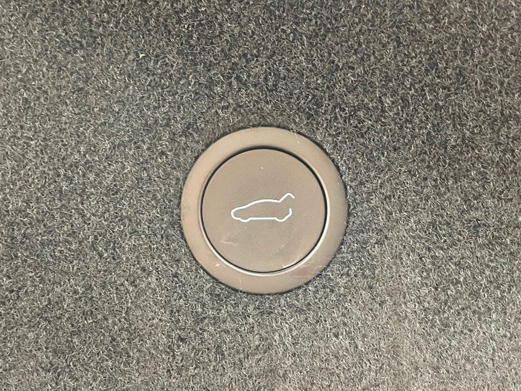 2022 Tesla Model S AWD - 22949789 - 18