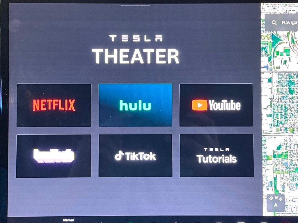 2022 Tesla Model S AWD - 22949789 - 36