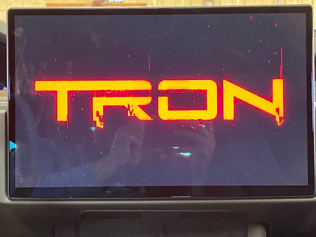 2022 Tesla Model S AWD - 22949789 - 40