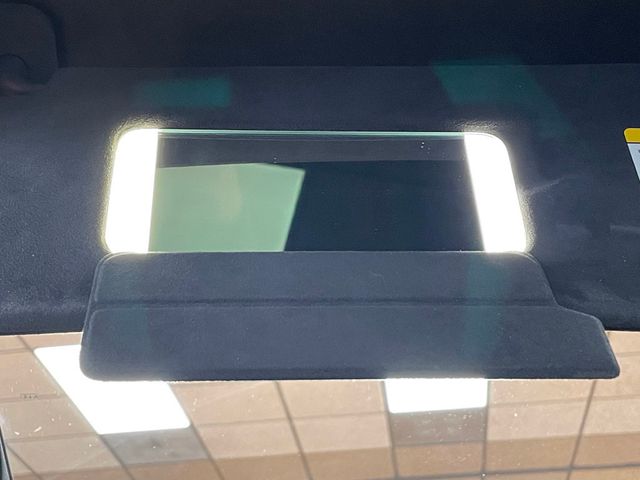 2022 Tesla Model S AWD - 22949789 - 49