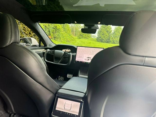 2022 Tesla Model S AWD - 23062510 - 22