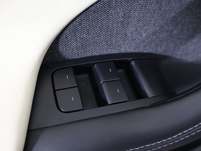 2022 Tesla Model S AWD - 22999077 - 41