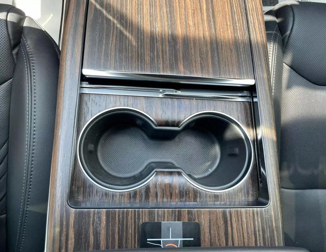 2022 Tesla Model S AWD - 22586613 - 24