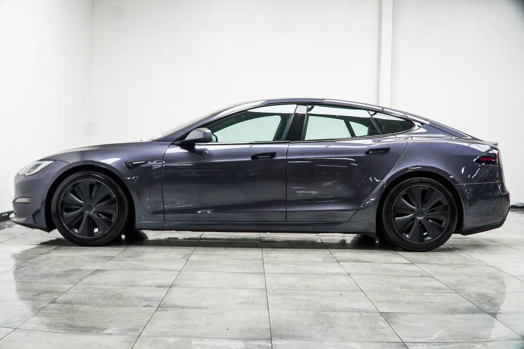 Tesla Model S photo 12