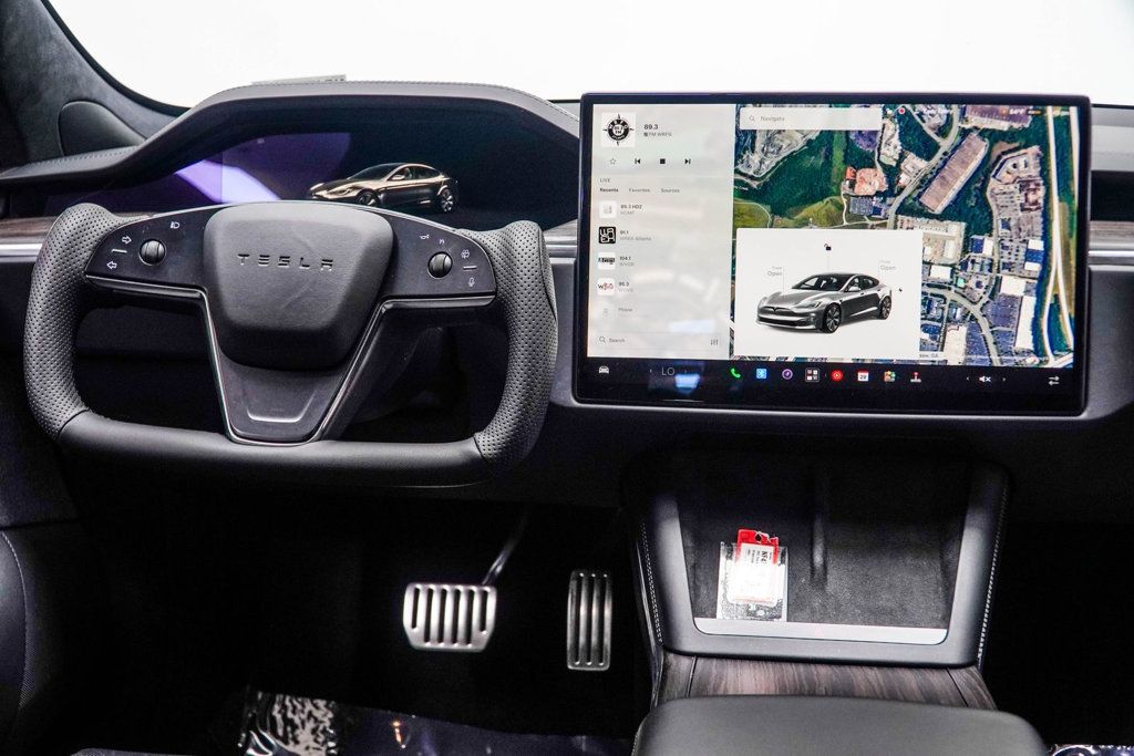 Tesla Model S photo 19