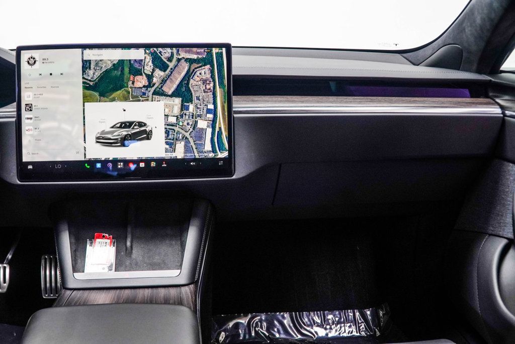 Tesla Model S photo 20