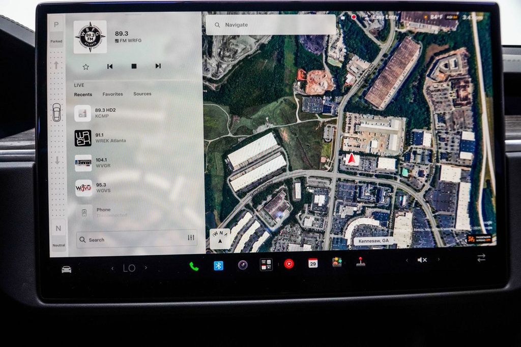 Tesla Model S photo 23