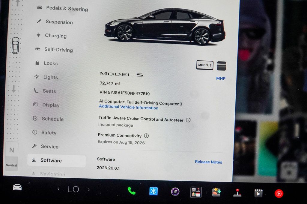 Tesla Model S photo 29