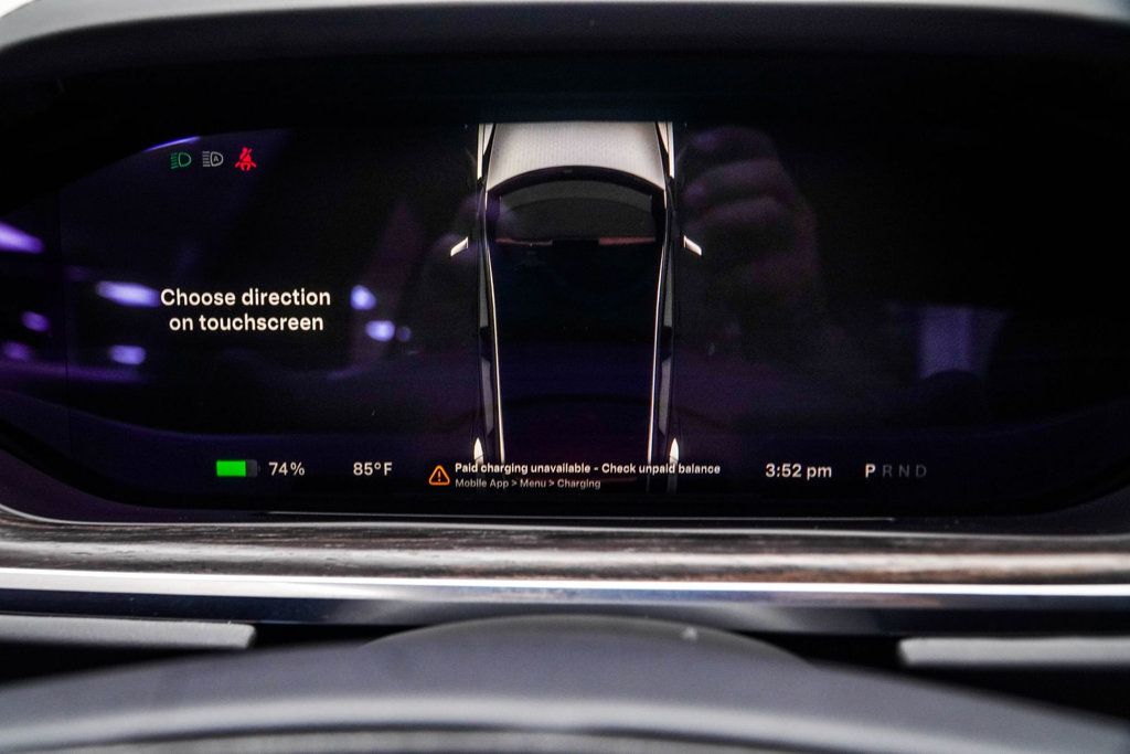 Tesla Model S photo 34