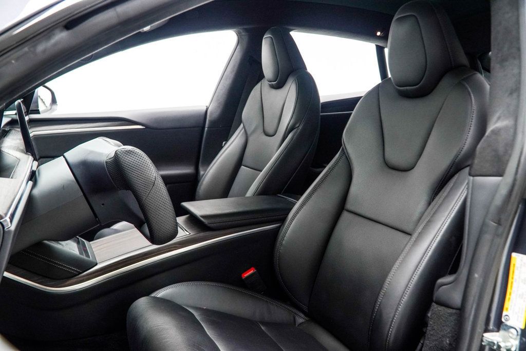 Tesla Model S photo 37