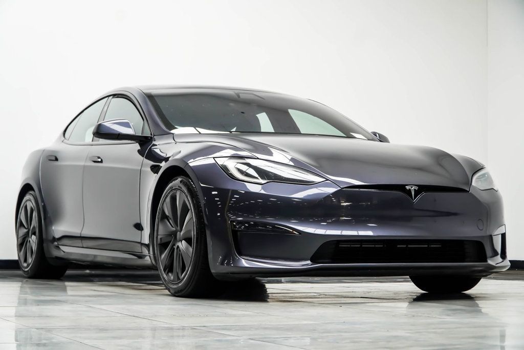 Tesla Model S photo 4