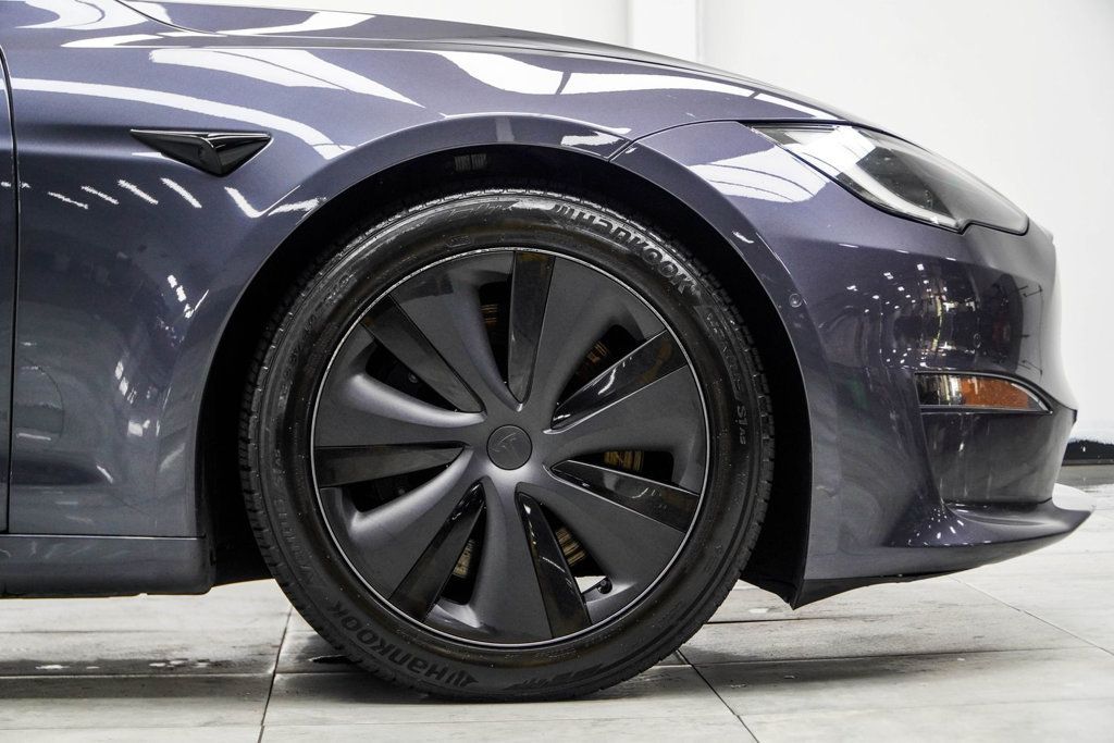 Tesla Model S photo 9